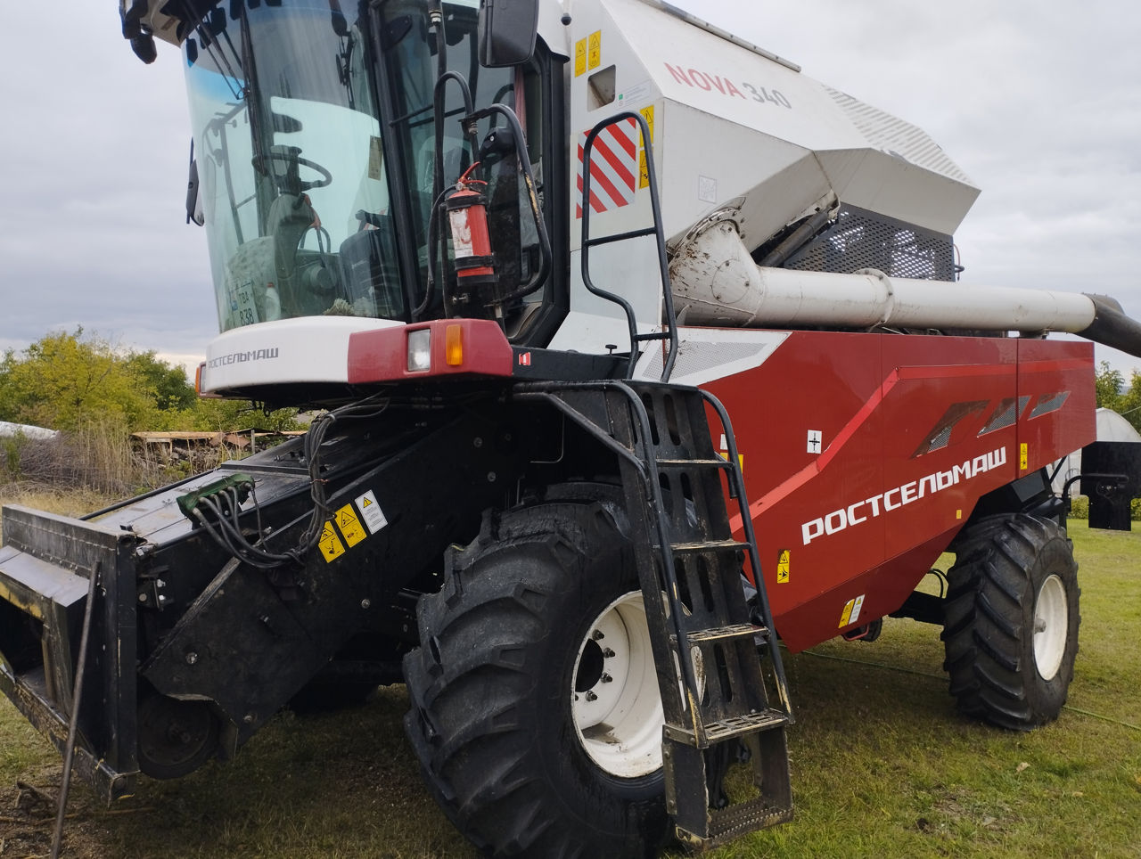 Rostselmash Nova 340 motor ЯМЗ-534 180 Cp.