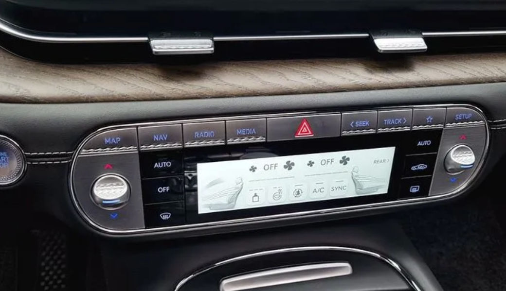 Genesis G90 foto 15