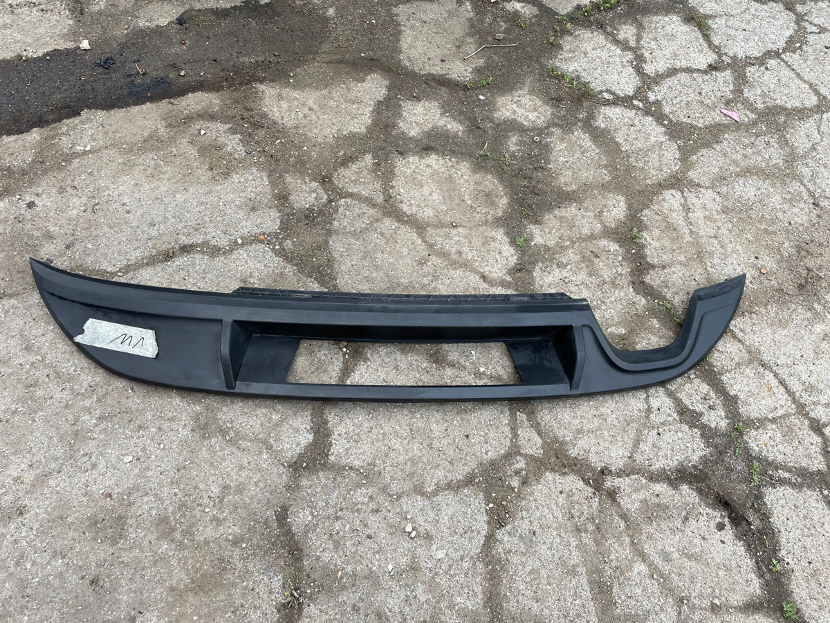 спойлер заднего бампера volkswagen vw touran ii 5ta807568a spoiler bara spate bamper bumper foto 0