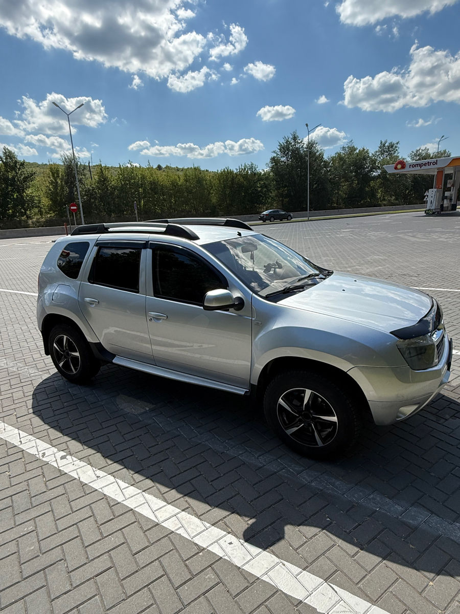 Dacia Duster foto 1