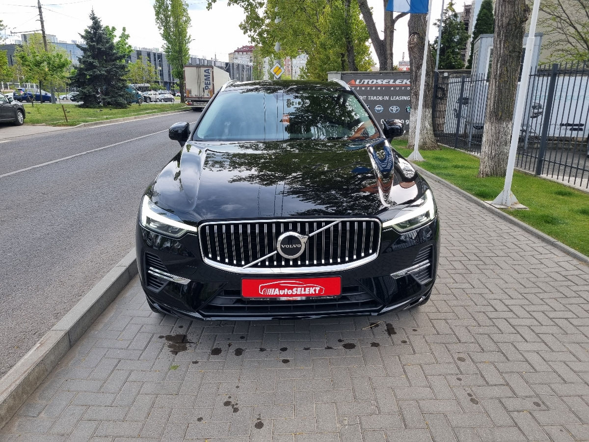 Volvo XC60 2021 photo 2