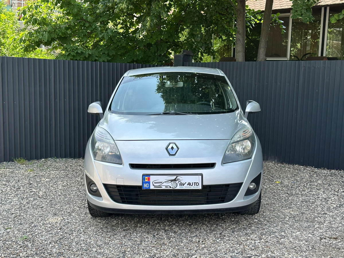 Renault Grand Scenic foto 1
