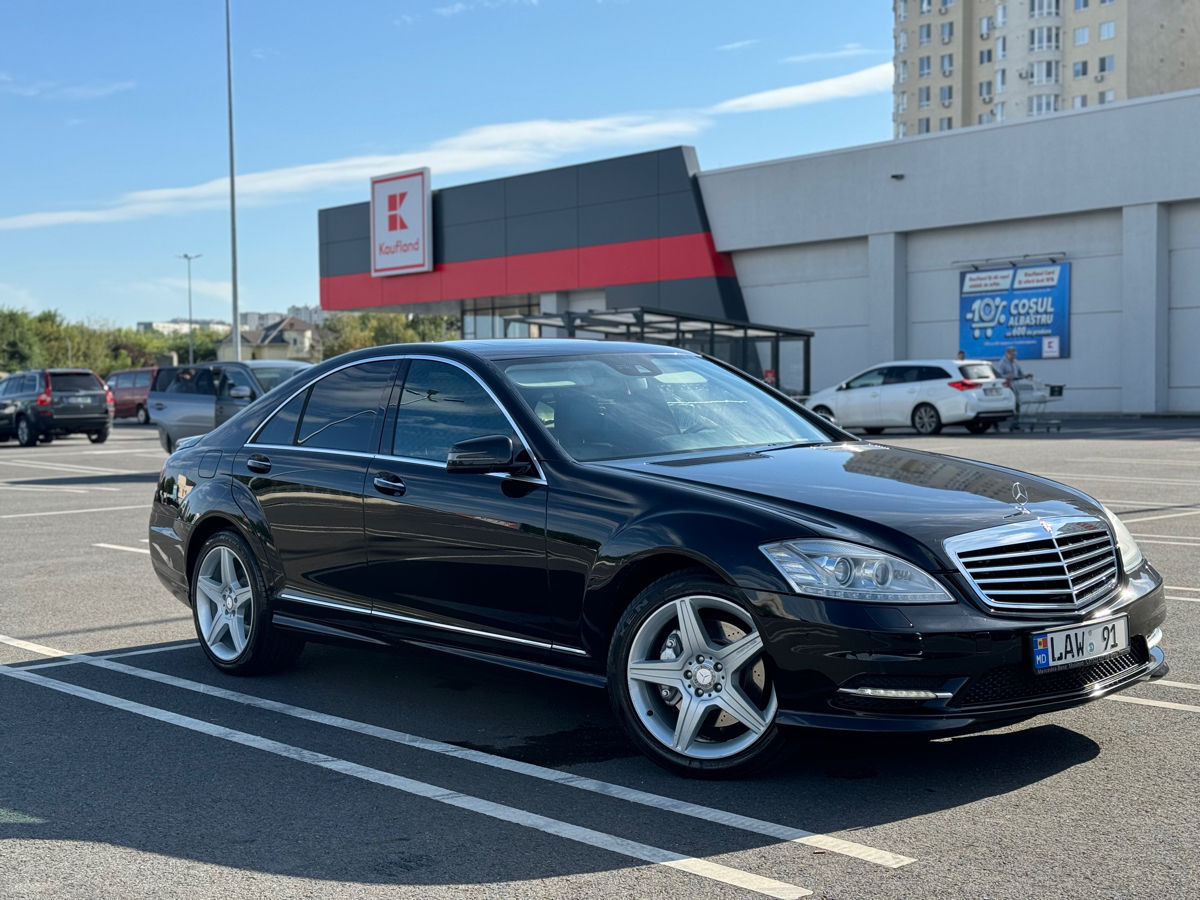 Mercedes S-Class foto 2