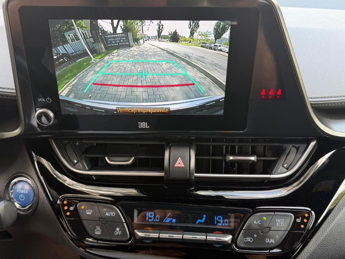 Toyota \sC-HR 2022 photo 11