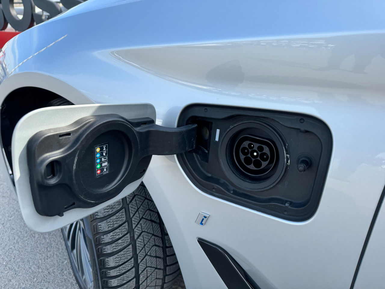 BMW 5 Series foto 11