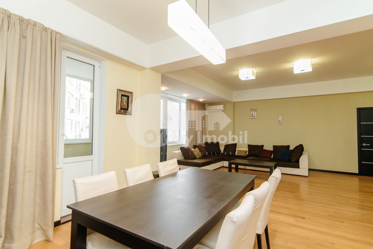 Apartament cu 3 camere, 130 m², Centru, Chișinău foto 4