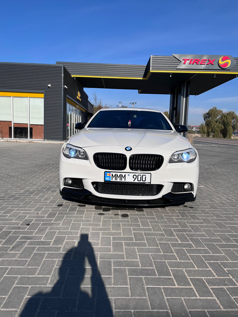 BMW 5 Series foto 1