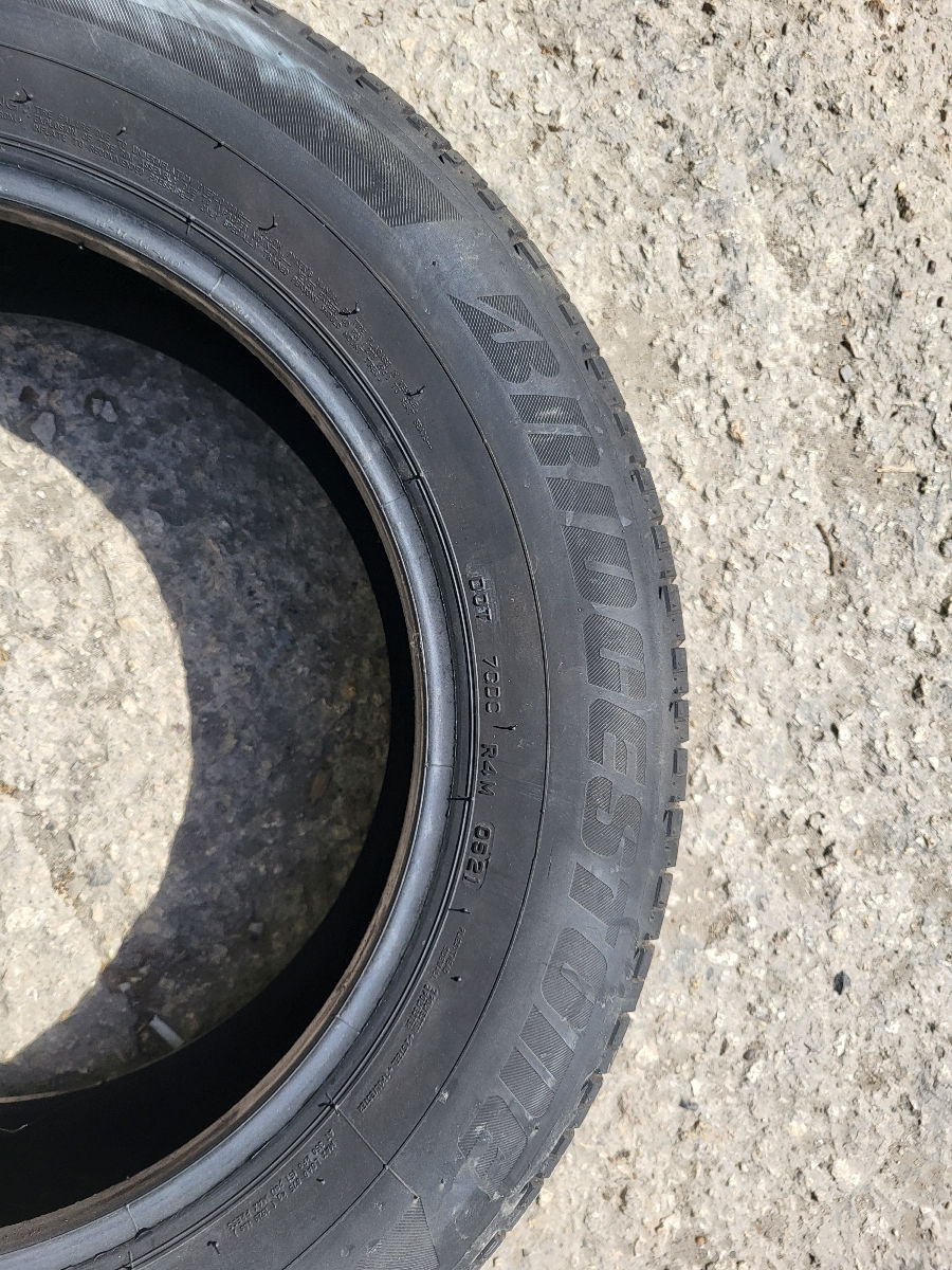 235/60 R18   foto 8