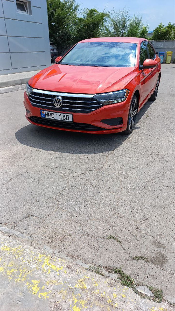 Volkswagen Jetta foto 4