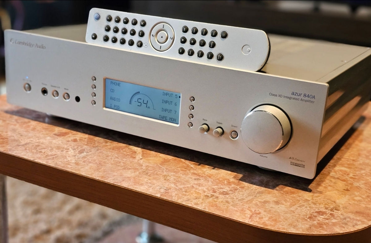 Cambridge audio Azur 840A V2.0 Class XD фото 7