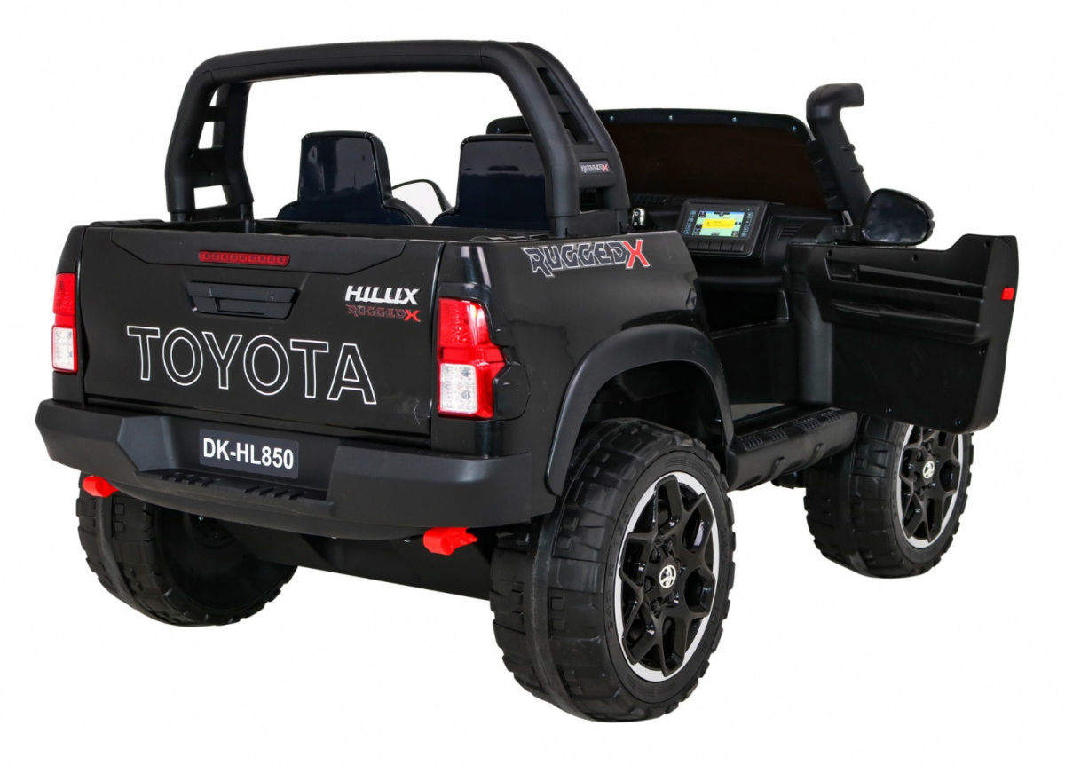 Детская машина на аккумуляторе для мальчика 3 года. Toyota Hilux 4x4.  Купить в Оргееве сегодня.