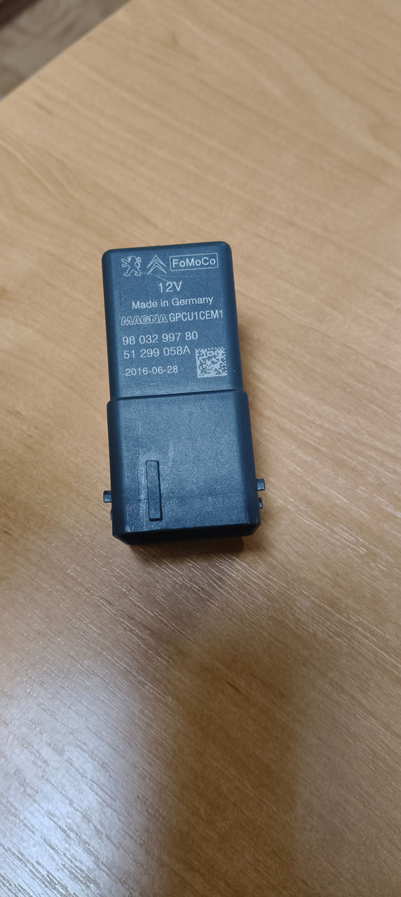 9803299780 Реле свечей накала, ford, citroen, peugeot, noua originala foto 0