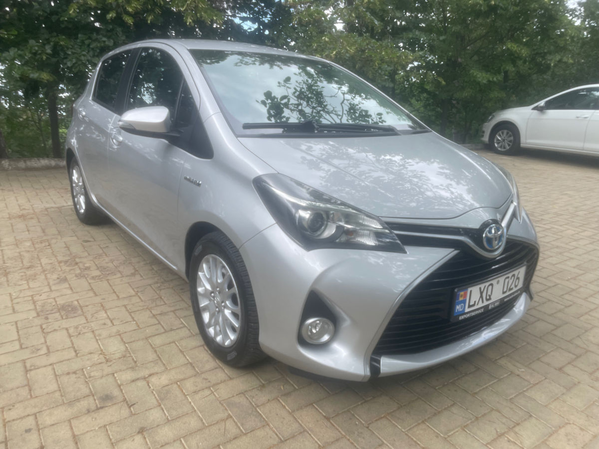Toyota Yaris foto 1