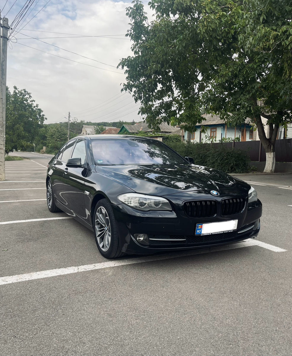 BMW 5 Series foto 1