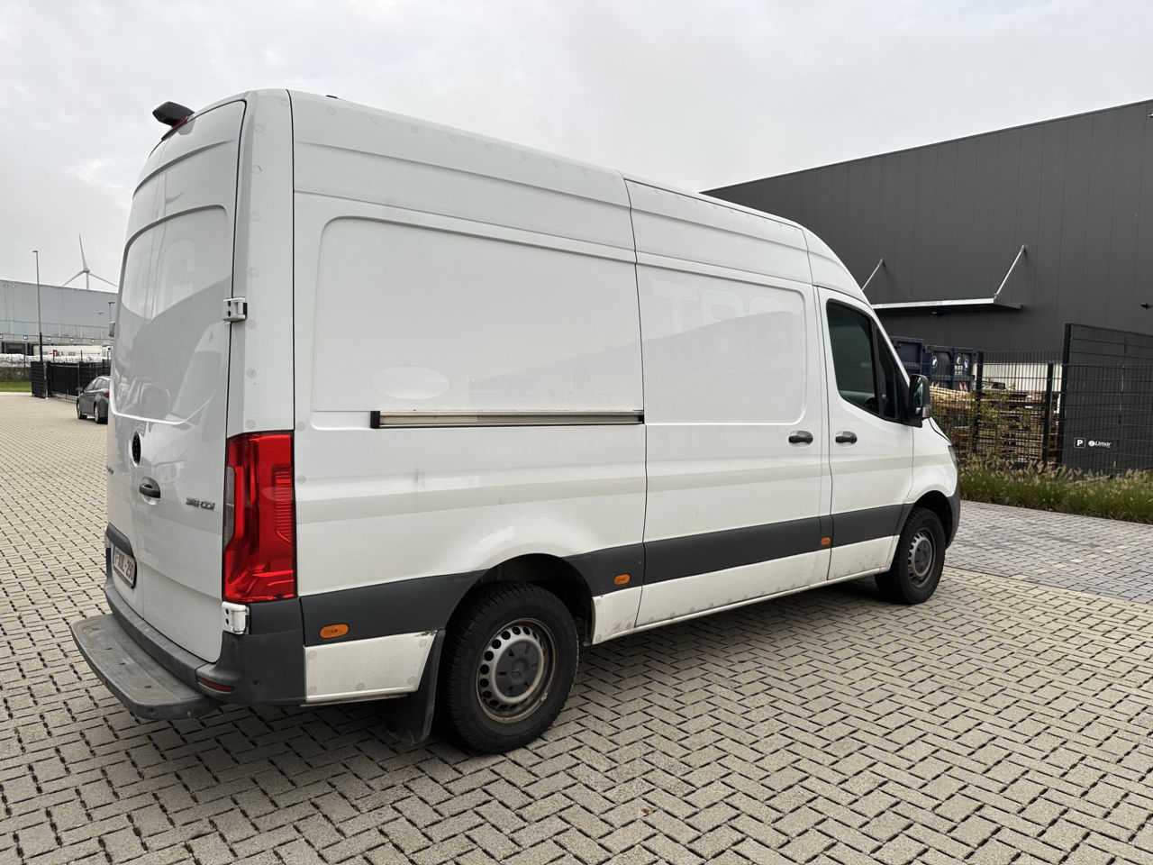 Schone Mercedes Sprinter L2h2 Fotos