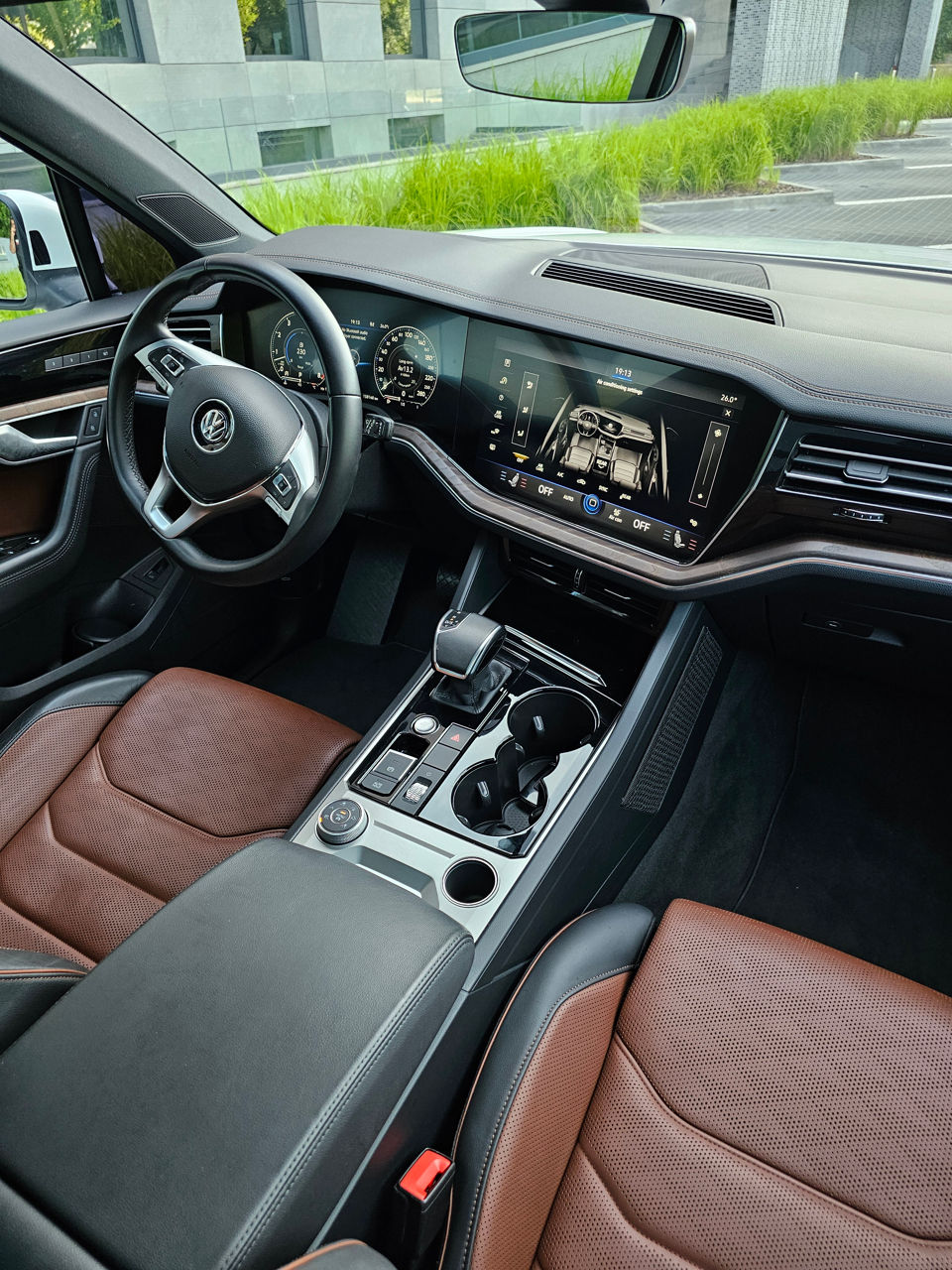 Volkswagen Touareg фото 2