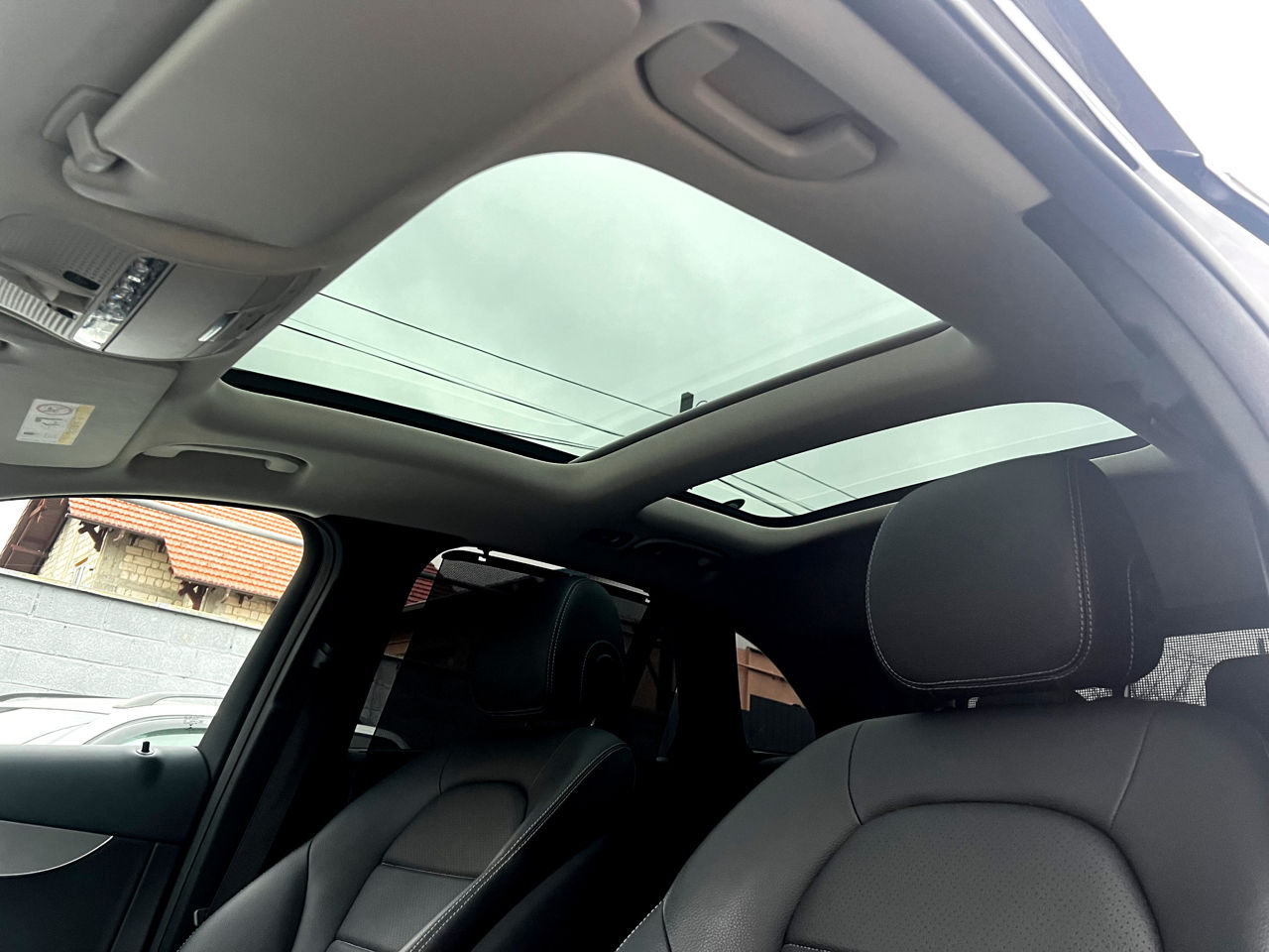 Mercedes GLC foto 11