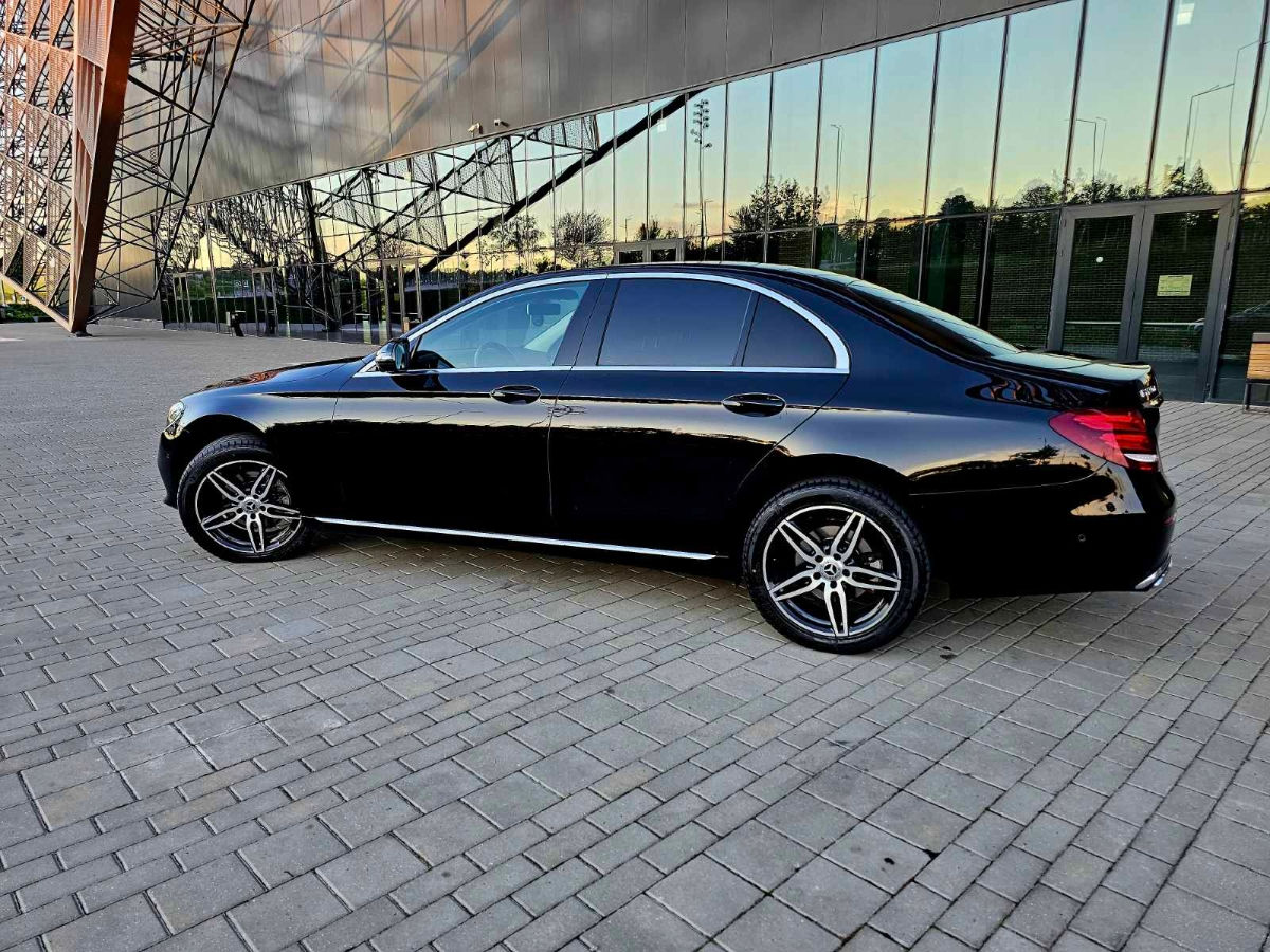 Mercedes E-Class foto 4