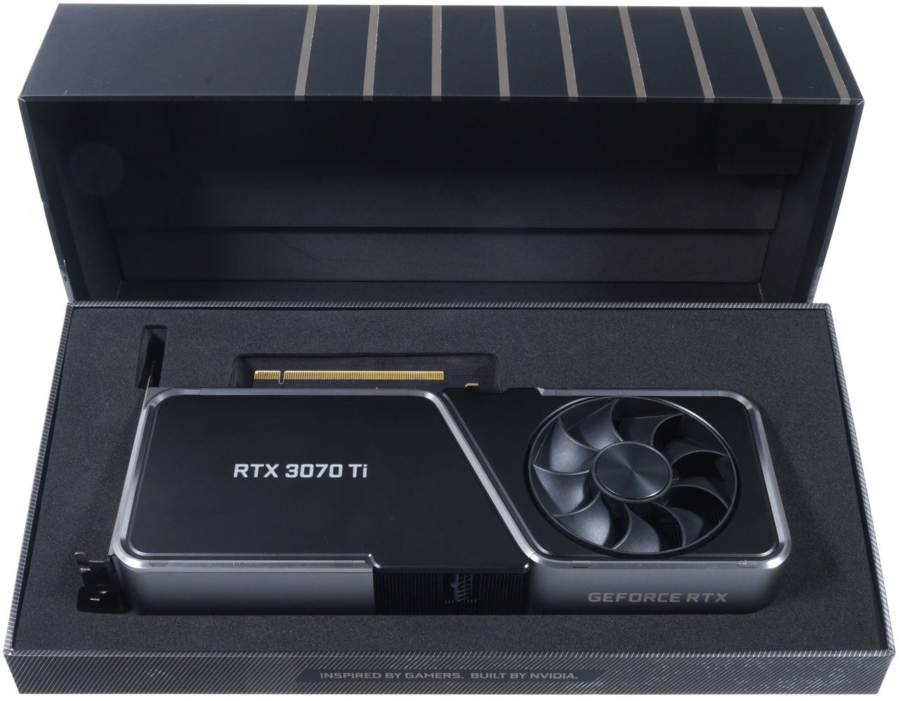 Сколько майнит видеокарта rtx 390