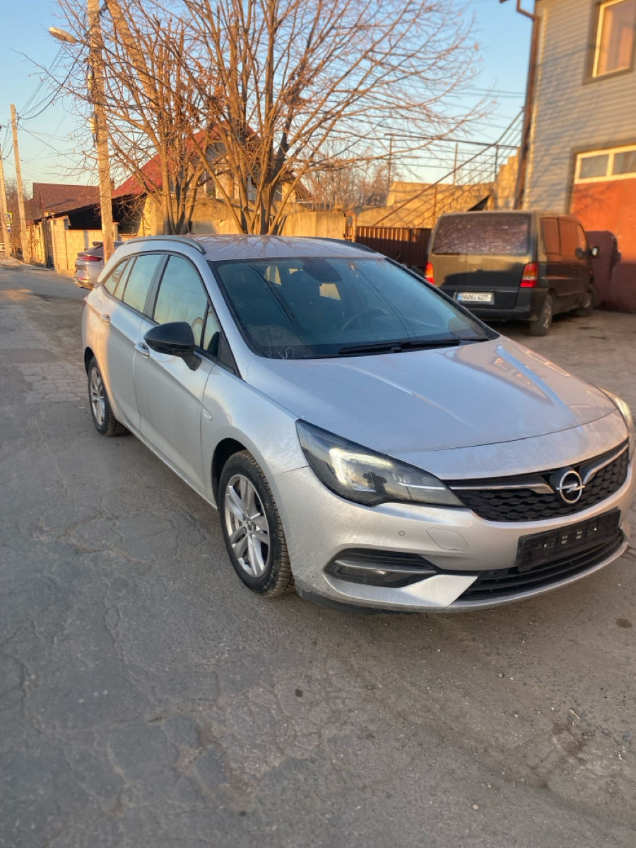 Opel Astra K 3 cilindri 1.5 diesel  foto 0