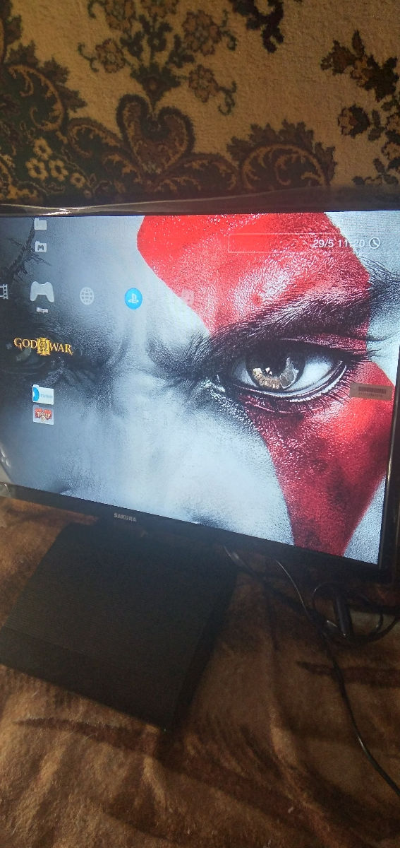 Обслуженный Playstation 3 + все части God of War и другие крутые игры,прошитая,чистая без пыли фото 2
