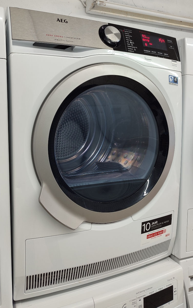 Сушильная машина AEG 9000 самой богатой комплектации! фото 10