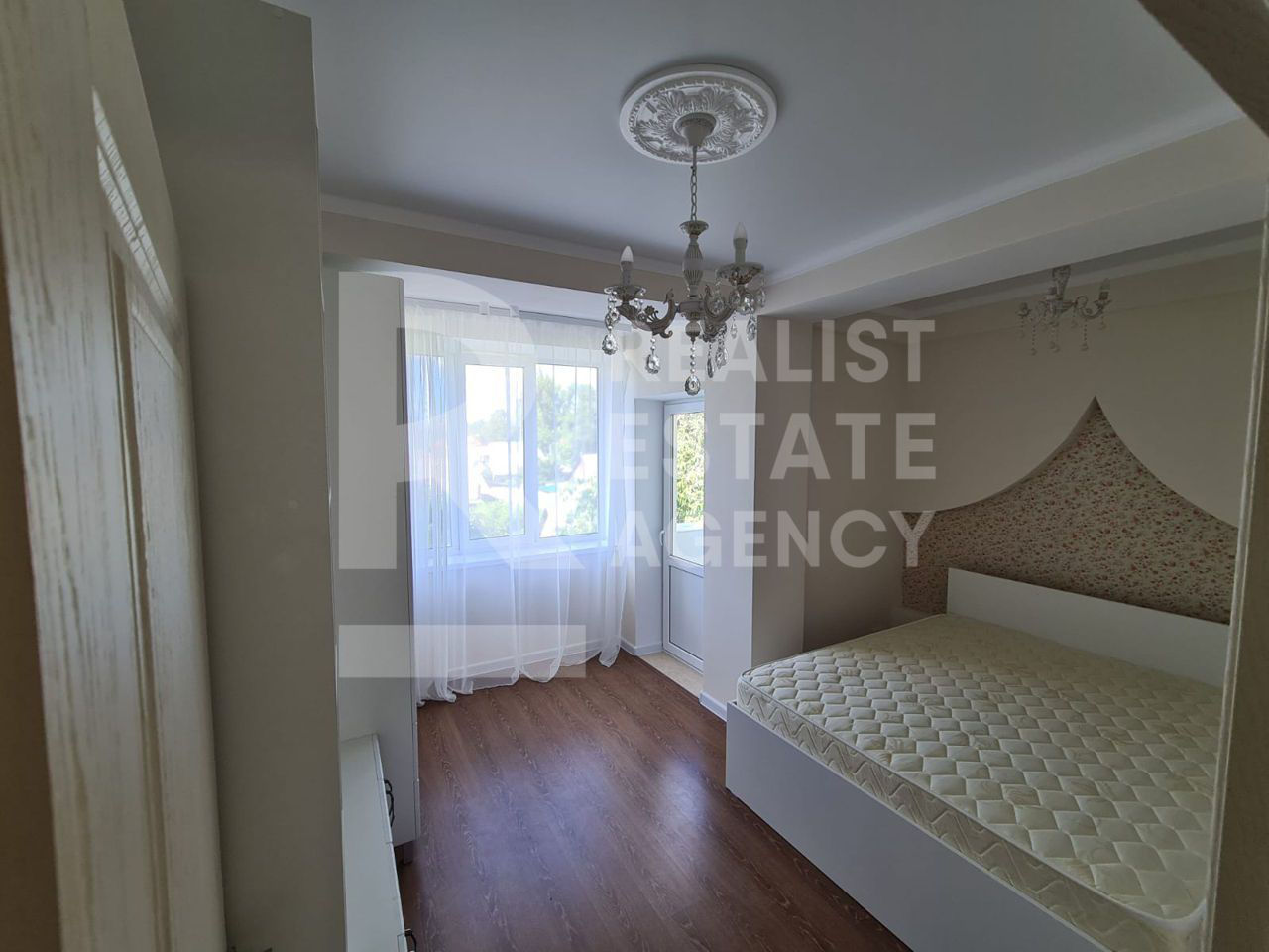 Apartament cu 2 camere, 55 m², Botanica, Chișinău foto 3