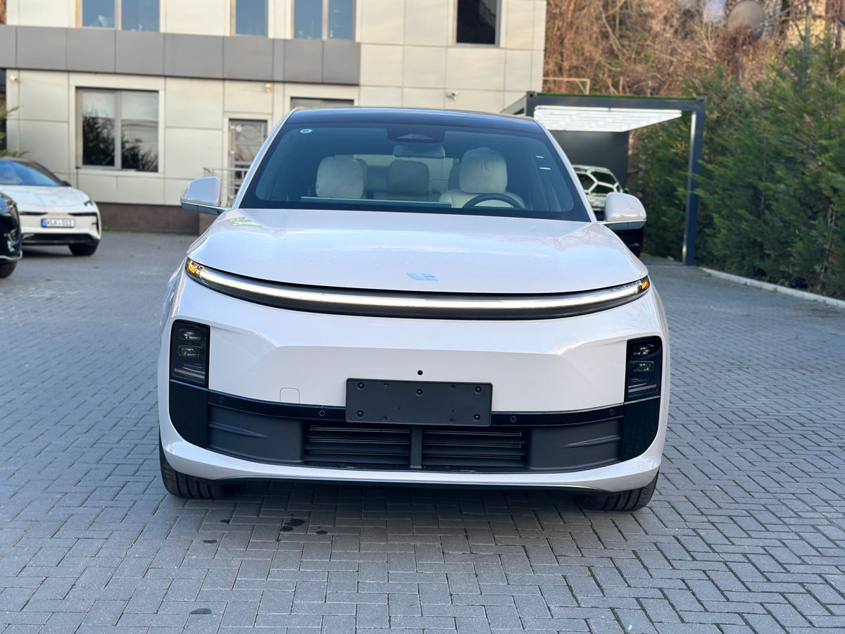 LiXiang L6 фото 1