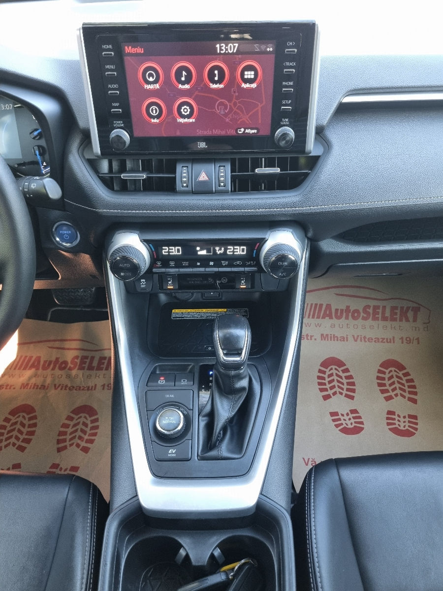 Toyota Rav 4 2021 photo 13