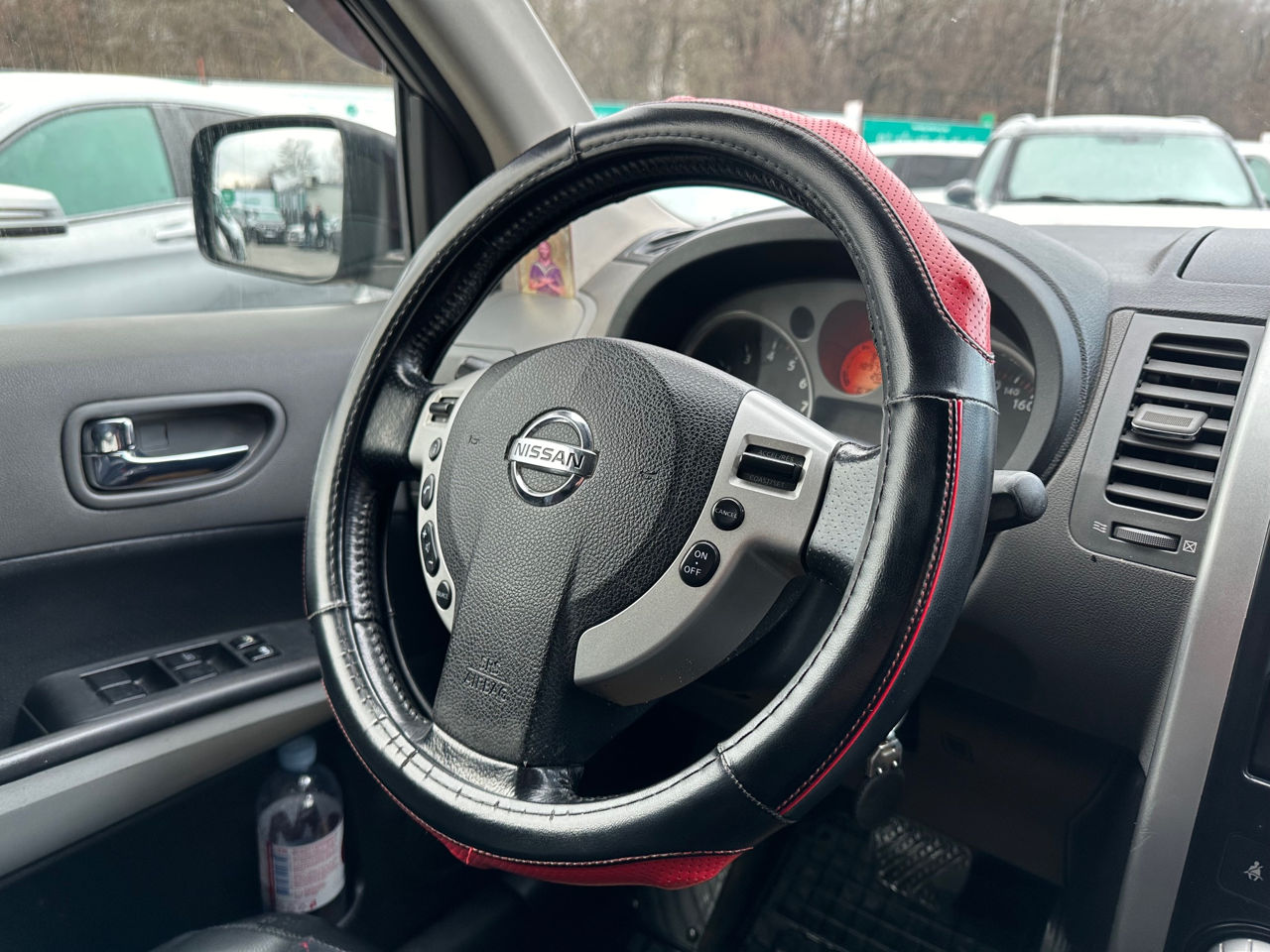 Nissan X-Trail foto 14