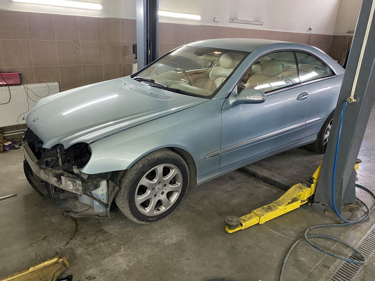 Mercedes Clk W209 foto 2