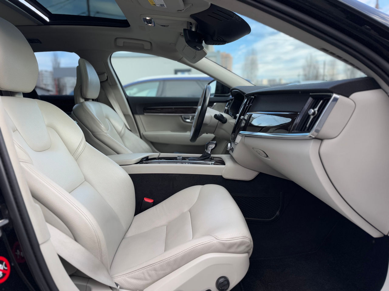 Volvo S90 foto 14