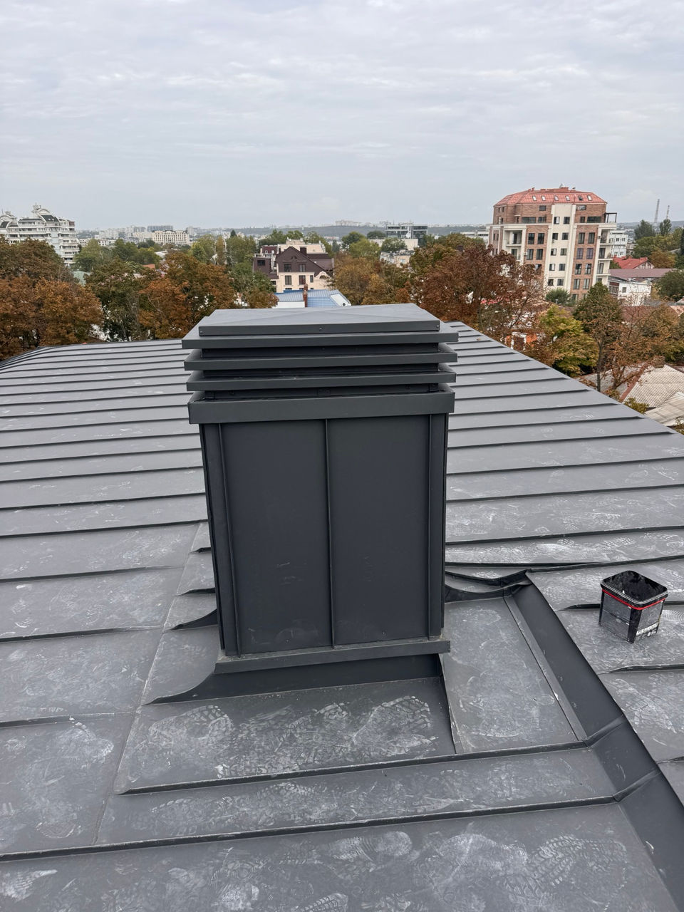 Parapete cosuri de ventilare la comanda / парапеты, вентиляционные дымоходы на заказ. foto 8