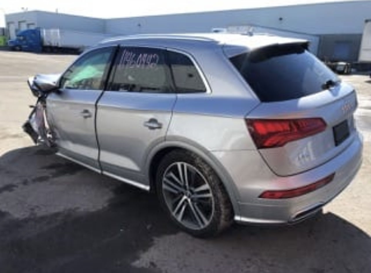 Audi Q5 80A FY Dezmembrare ! foto 0