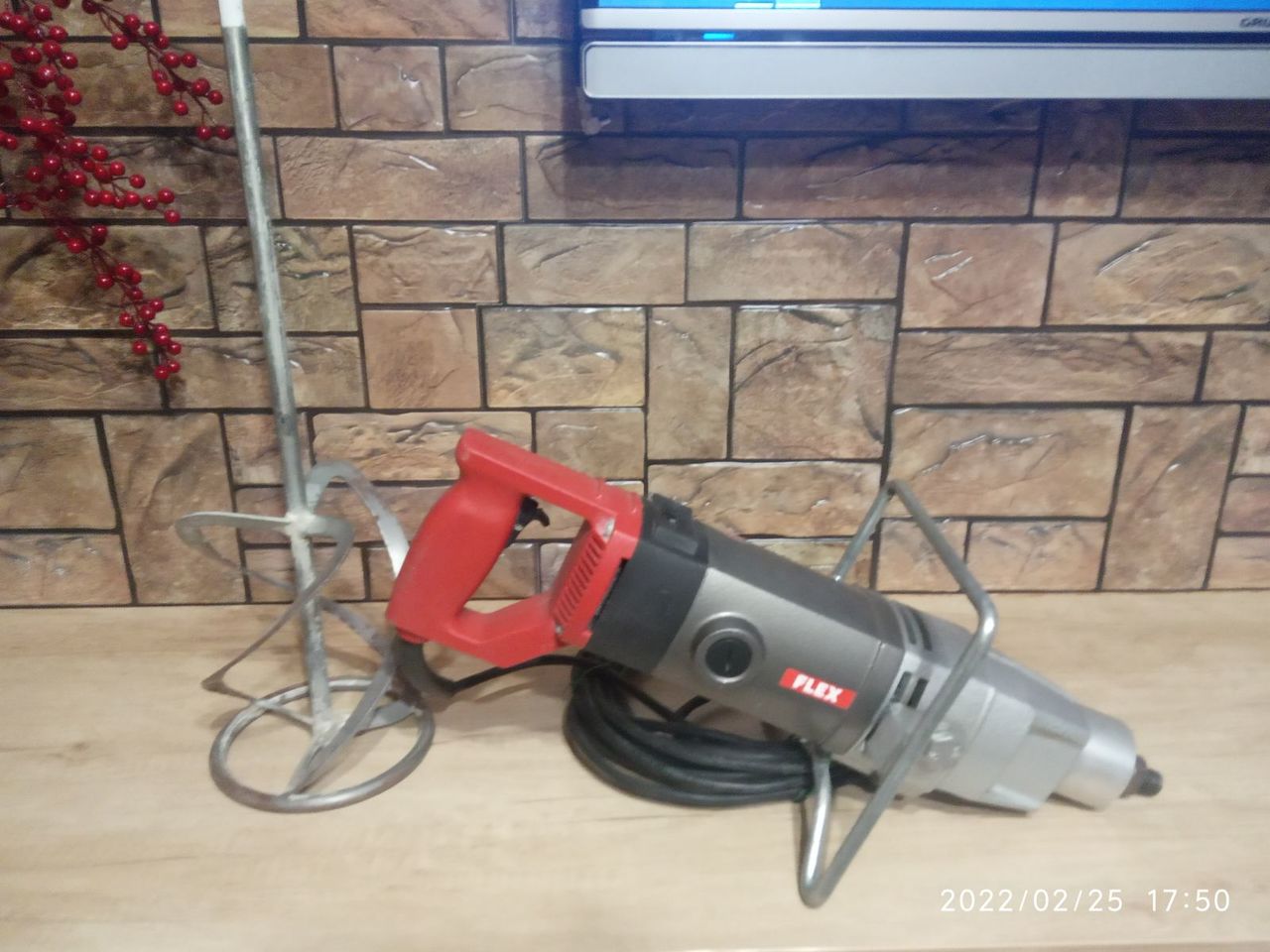 Новая дрель миксер Flex R 1800 VR foto 1