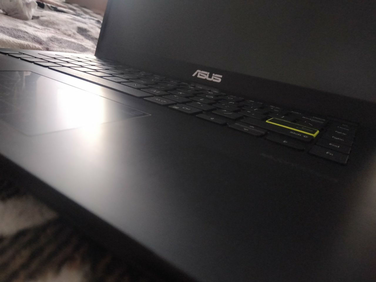 Asus продам почти новый