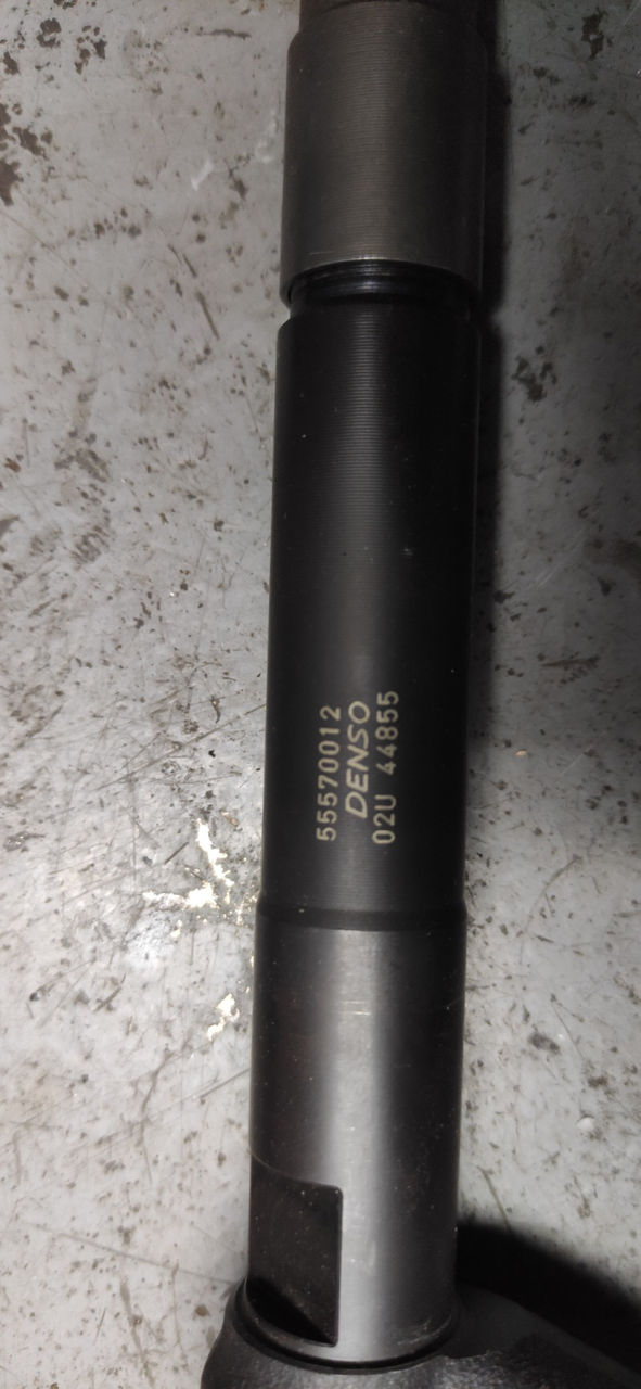 Denso 55570012 injector форсунка фото 1