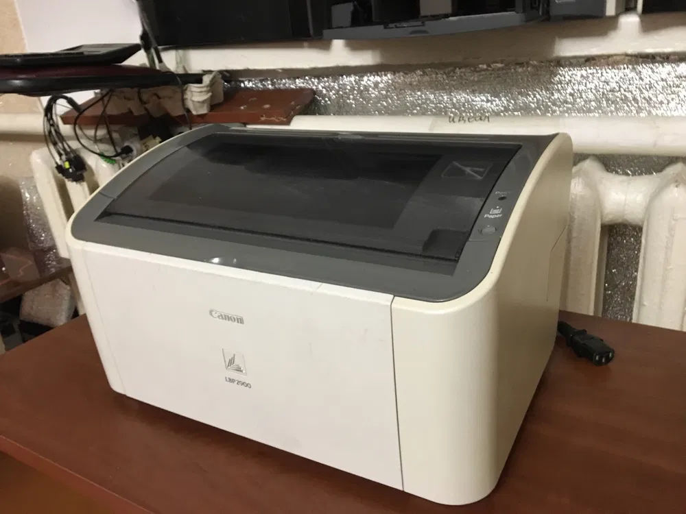 Продоется Canon LBP-2900