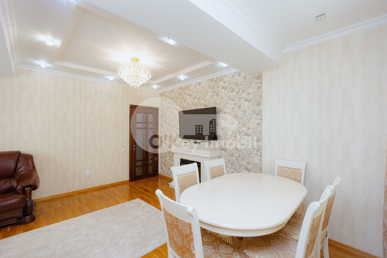 Apartament cu 3 camere, 93 m², Râșcani, Chișinău foto 2
