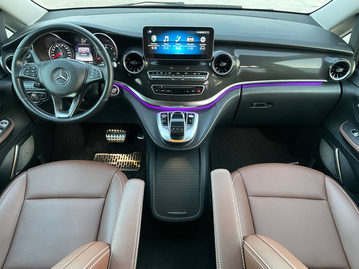 Mercedes V-Class foto 17