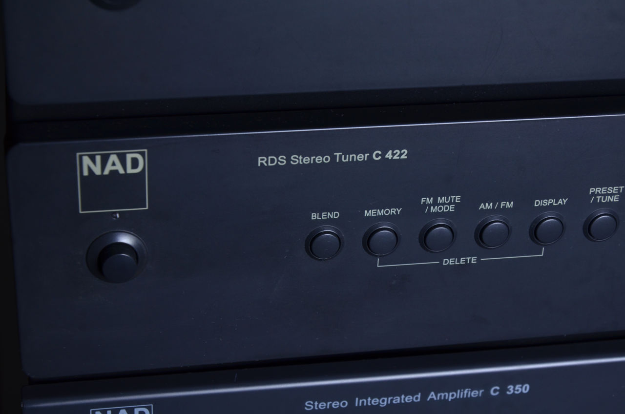 NAD Hi Fi система / NAD C350 усилитель / NAD C521 CD player / NAD C422 Stereo AM/FM / есть пластинки фото 2