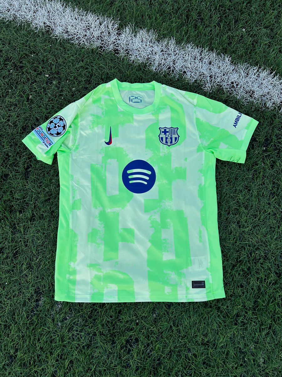 Tricou de fotbal cu Barcelona foto 0