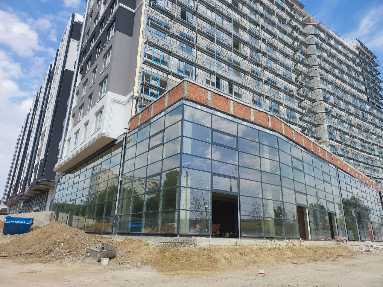 Spatiu Comercial Parter 395 4 Mp Ciocana Str Nicolae Milescu Spataru spatiu-comercial-parter-395-4-mp-ciocana-str-nicolae-milescu-spataru