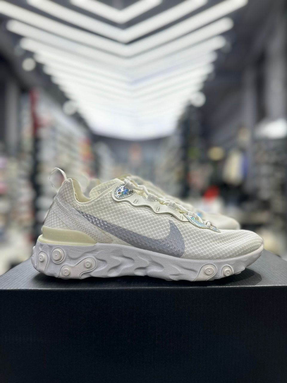 Adidasi Nike React Element 55 foto 0