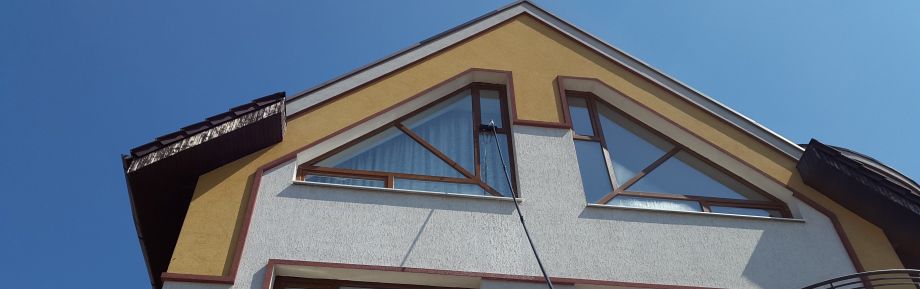 Servicii spălare, curatare,  geamuri și fatade. Мойка окон и фасадов зданий. foto 5