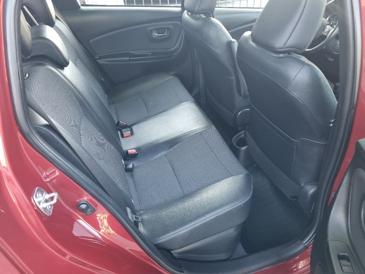 Toyota Yaris 2018 photo 17