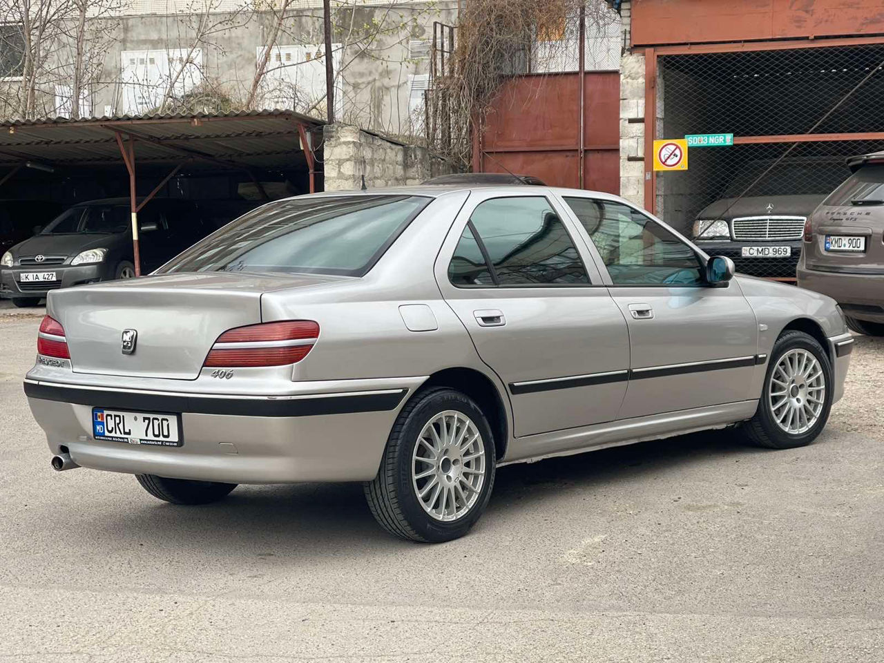 Peugeot 406 foto 4