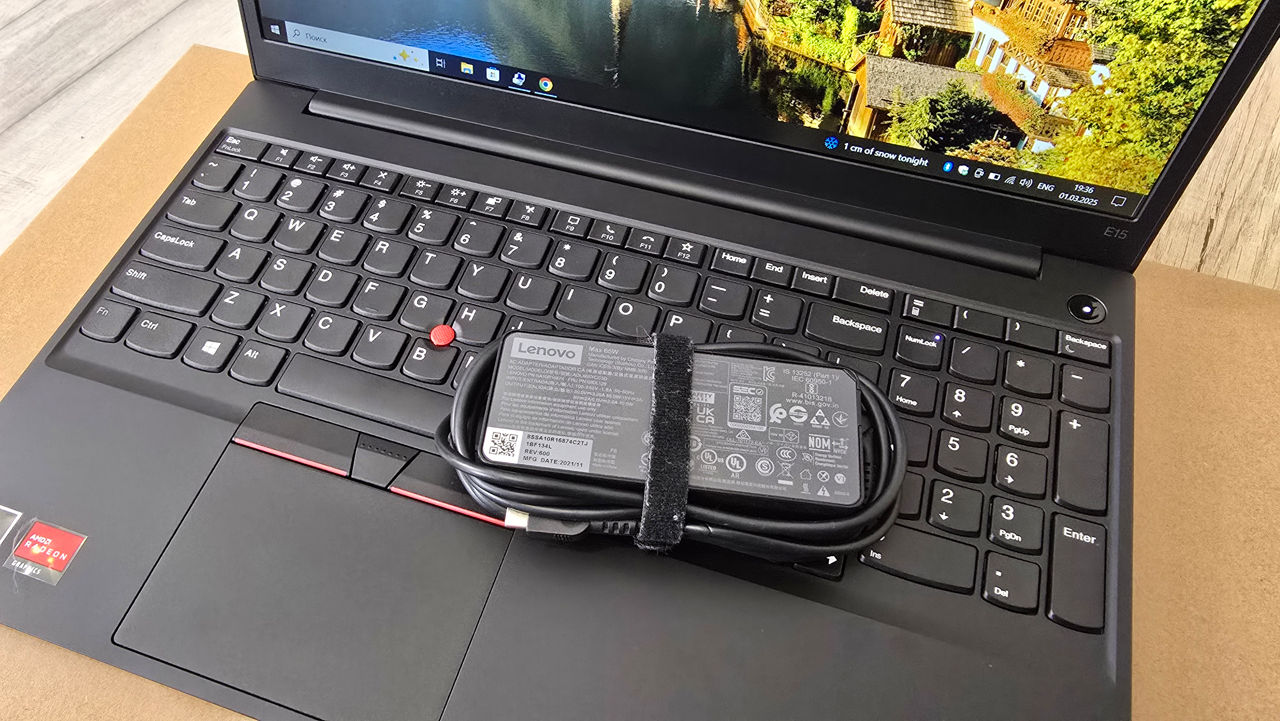 Lenovo Amd Ryzen 4500u Vega Lenovo ThinkPad (Ryzen 4500U/16Gb Ram