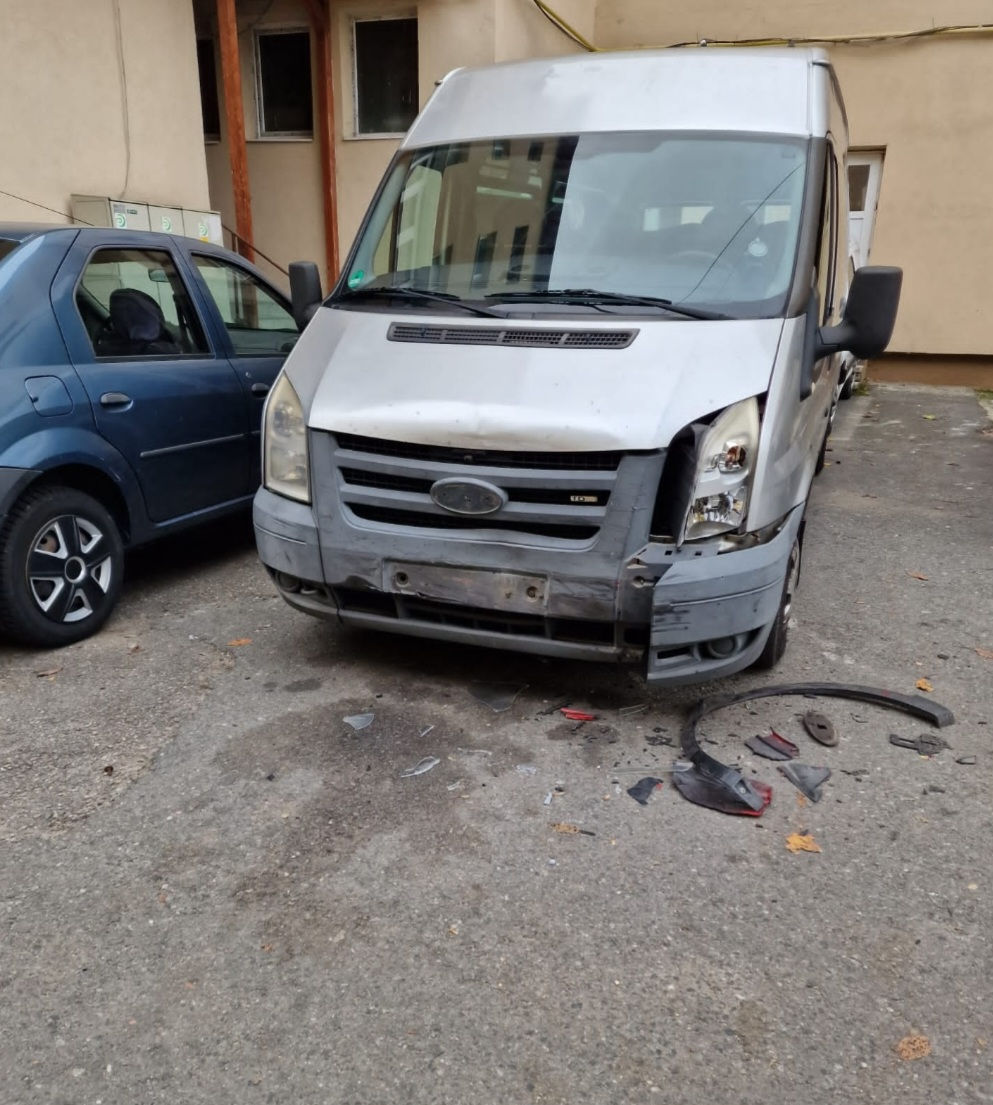 Ford Transit Connect foto 0