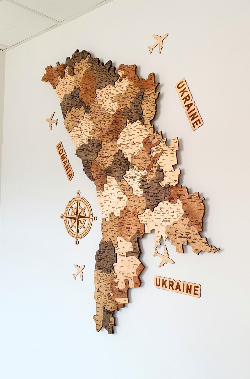 Карта молдовы из дерева / harta moldovei din lemn foto 1